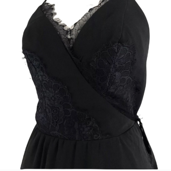 Dress The Population Gia Halter Hi-Lo Lace Trim Dress Size Medium - Picture 5 of 9